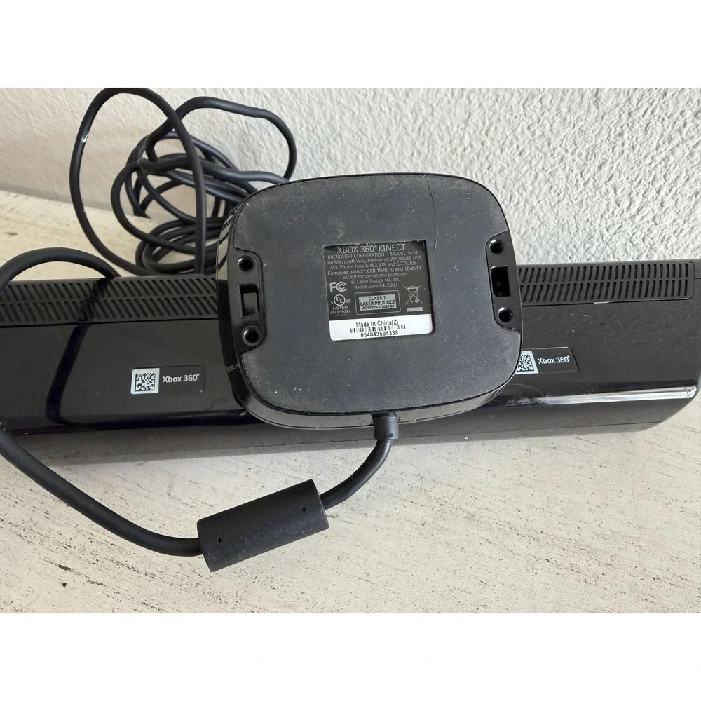 Microsoft Xbox 360 Kinect Connect Black‎ Sensor Bar Model # 1414 *Not Tested*